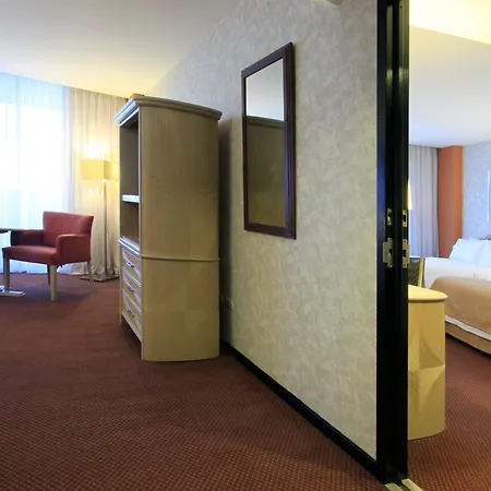 Holiday Inn Monterrey-Parque Fundidora By Ihg-3